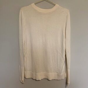 Lululemon - Cream Long Sleeve Sweater